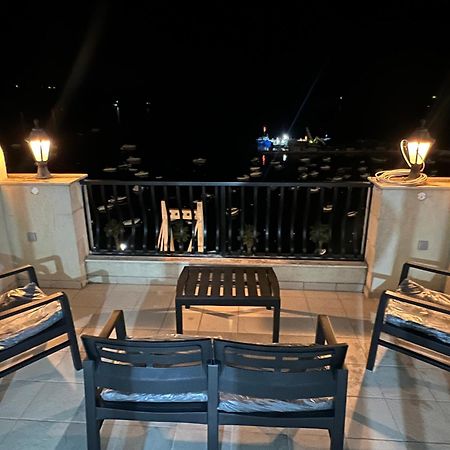 Sea View Penthouse Apartment St. Paul's Bay Exterior photo